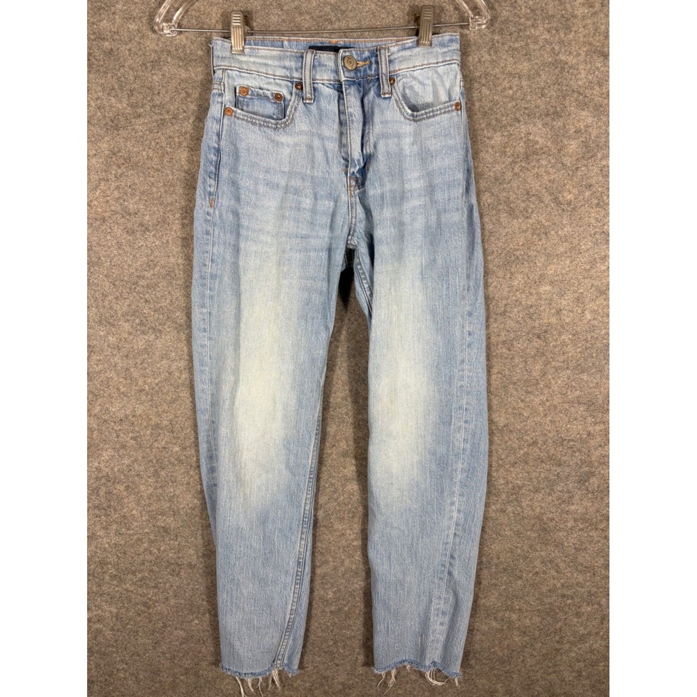 Aeropostale Womens Jeans Size 00 Light Wash High Rise Mom Jeans Distressed Hem